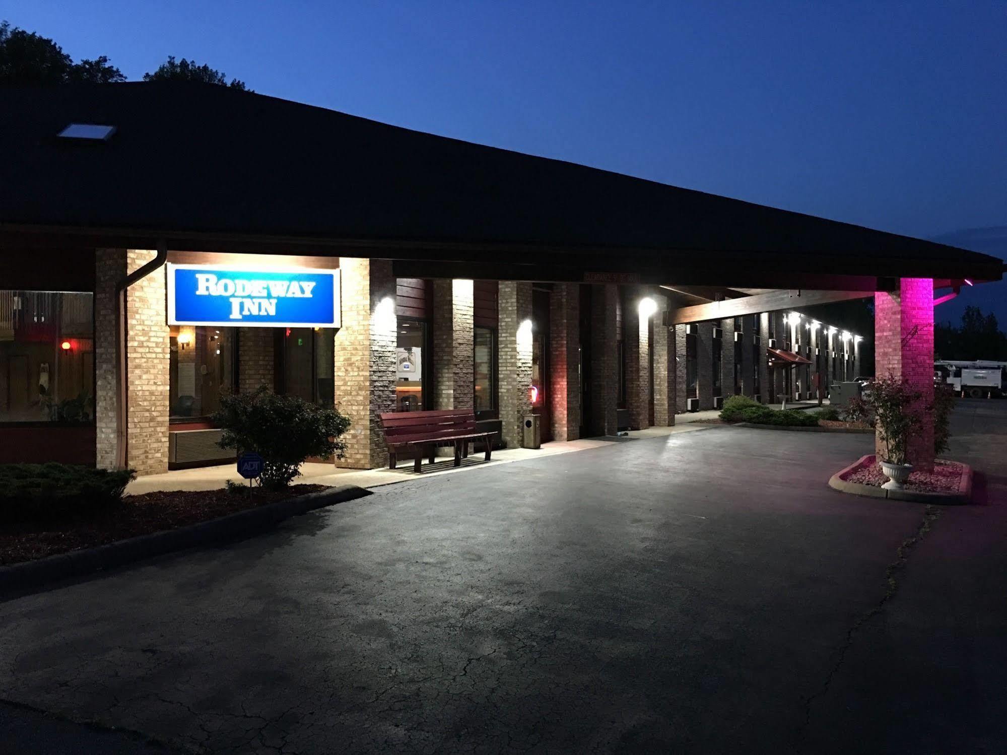 Rodeway Inn Mineral Wells المظهر الخارجي الصورة