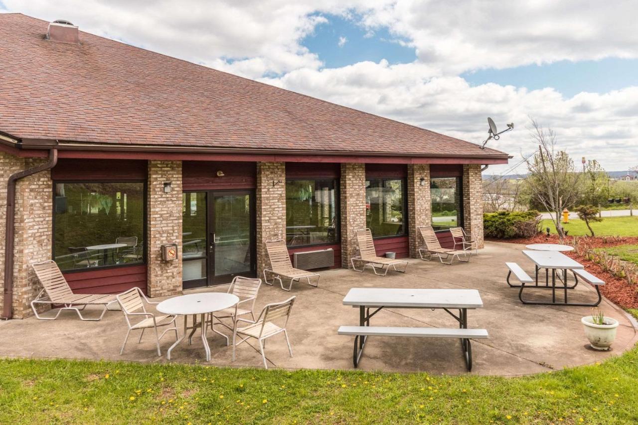 Rodeway Inn Mineral Wells المظهر الخارجي الصورة