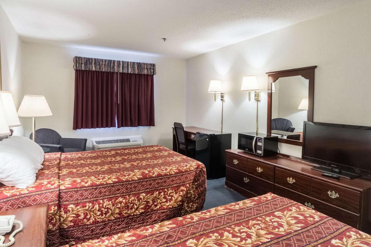 Rodeway Inn Mineral Wells المظهر الخارجي الصورة