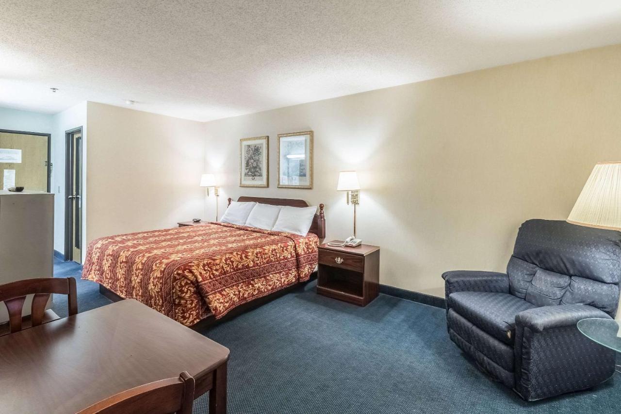 Rodeway Inn Mineral Wells المظهر الخارجي الصورة