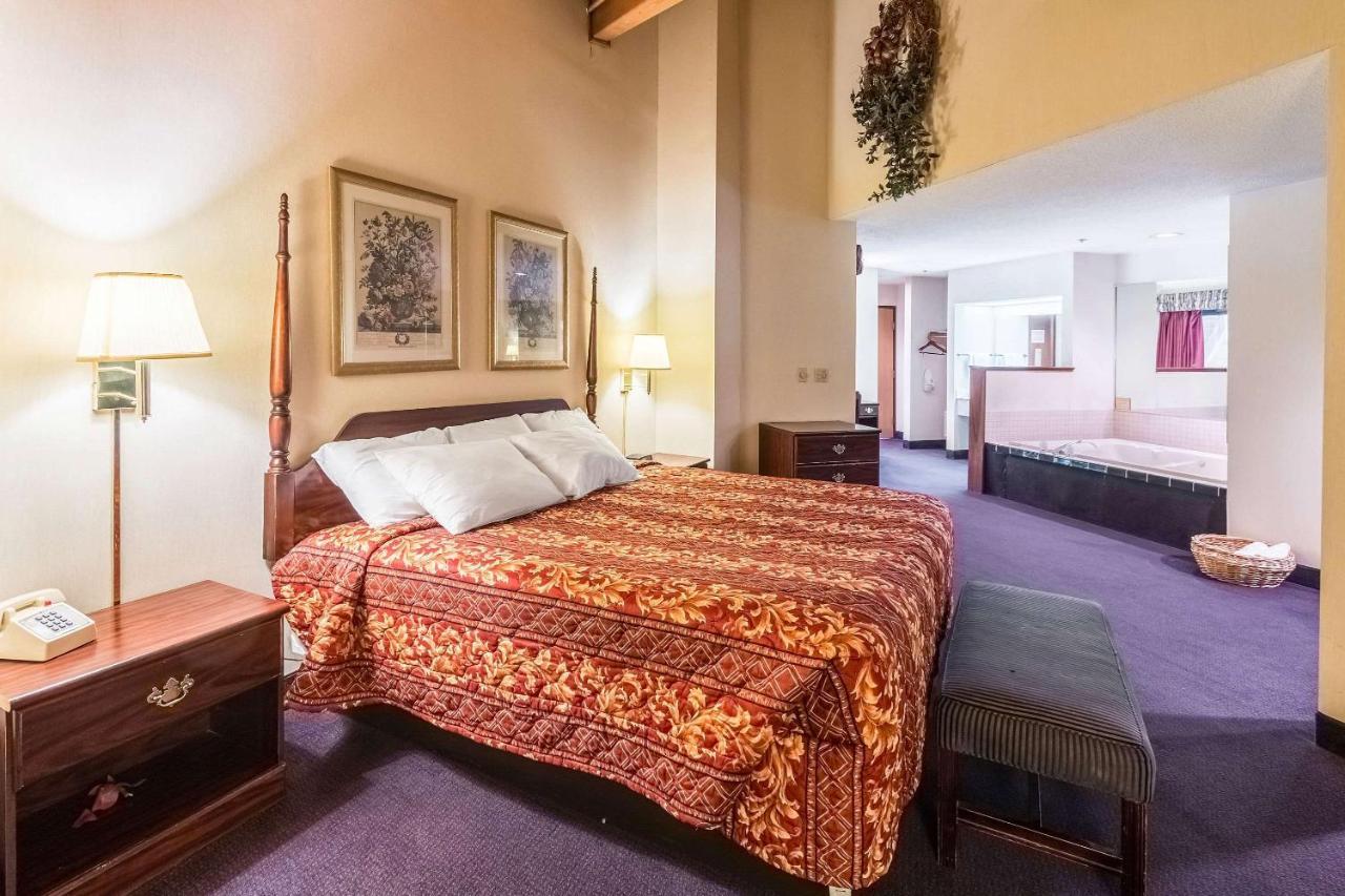 Rodeway Inn Mineral Wells المظهر الخارجي الصورة